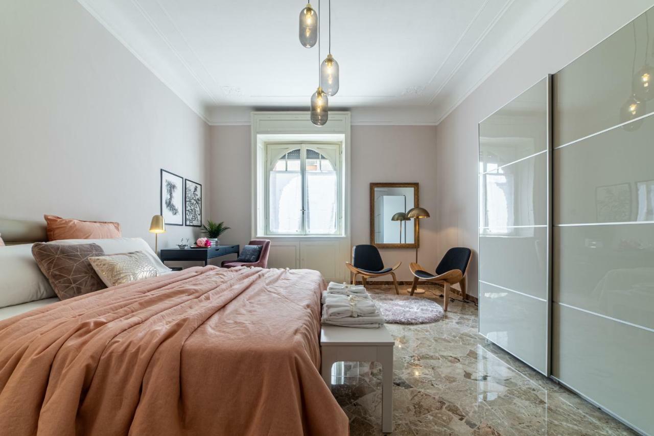 Joivy Sophisticated 3-Bed Flat With Desk Milan Exterior photo
