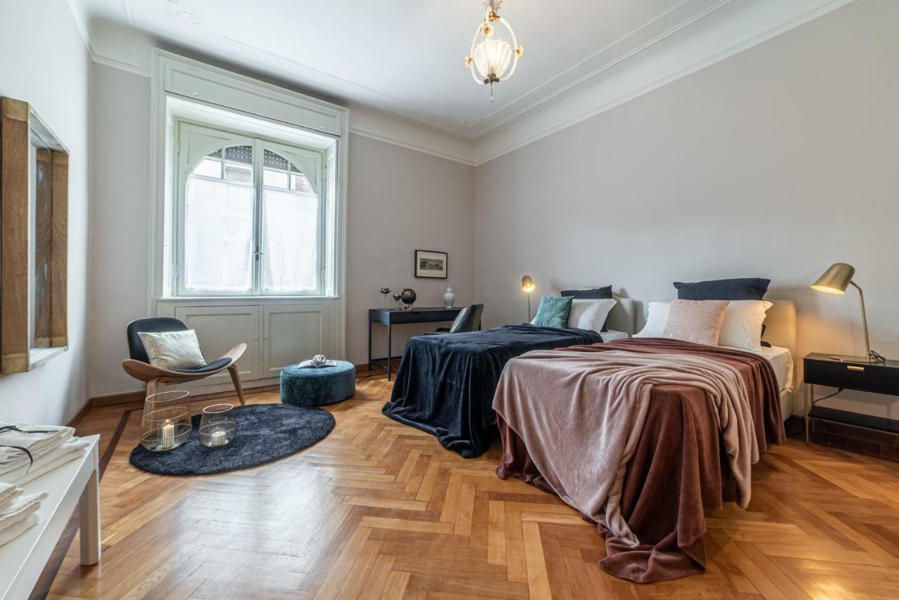 Joivy Sophisticated 3-Bed Flat With Desk Milan Exterior photo